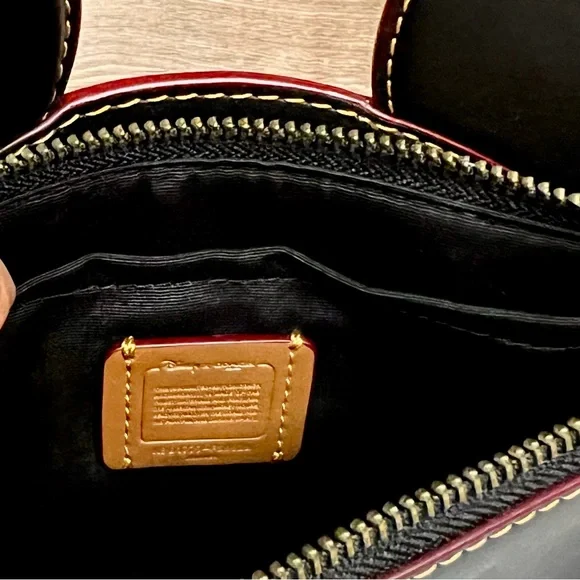 NWT 🆕 Coach Mickey Genuine Glovetanned Leather Clutch/Wristlet - Picture 6 of 11
